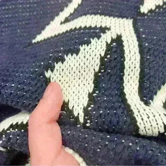 Vintage Oversized blue & white crew neck sweater/Jumper. - Picture 5 of 10